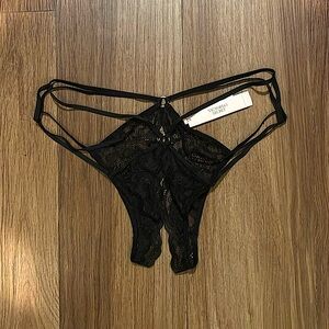 victoria’s secret lace panties